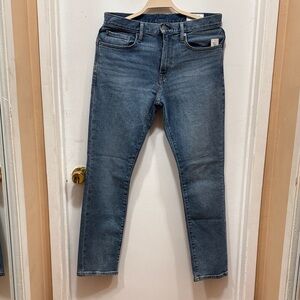 GAP women’s Slim Fit Blue Jeans